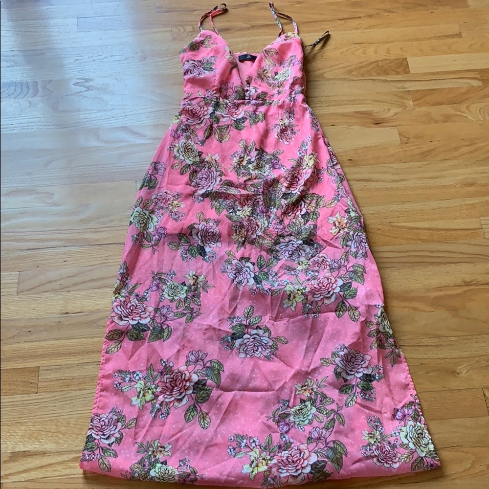 Floral pink summer dress !!
